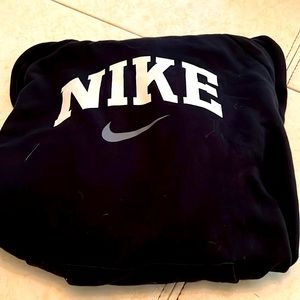 Nike hoodie super soft!!